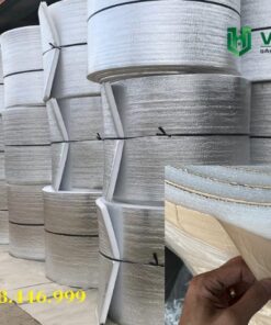 Kho hàng Xốp cách nhiệt Pe Opp phủ bạc có keo dính 1 mặt Việt Hưng