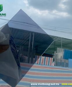 Tấm polycarbonate đặc ruột màu xám khói